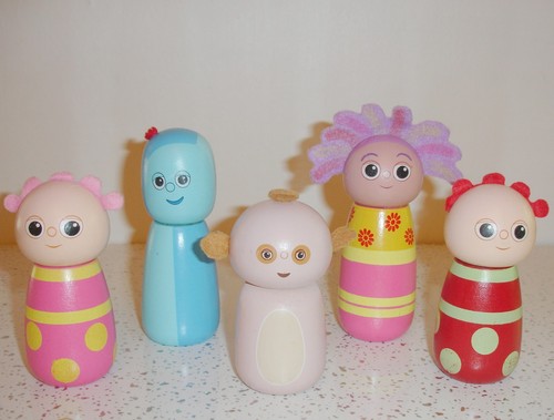 The night garden wooden - night,