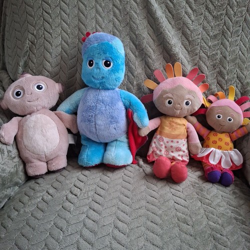 The night garden plush - in,