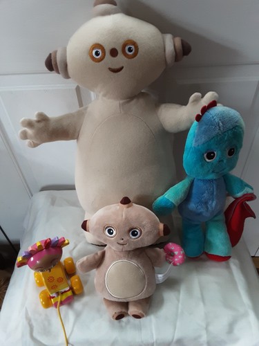 The night garden toys - in,