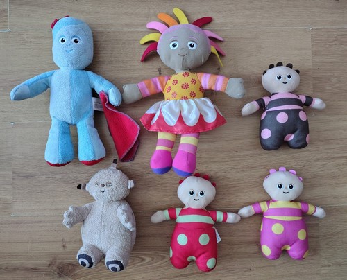 The night garden plush - in,