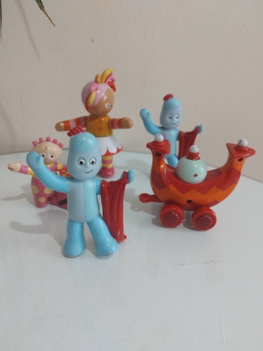 The night garden plastic - in,
